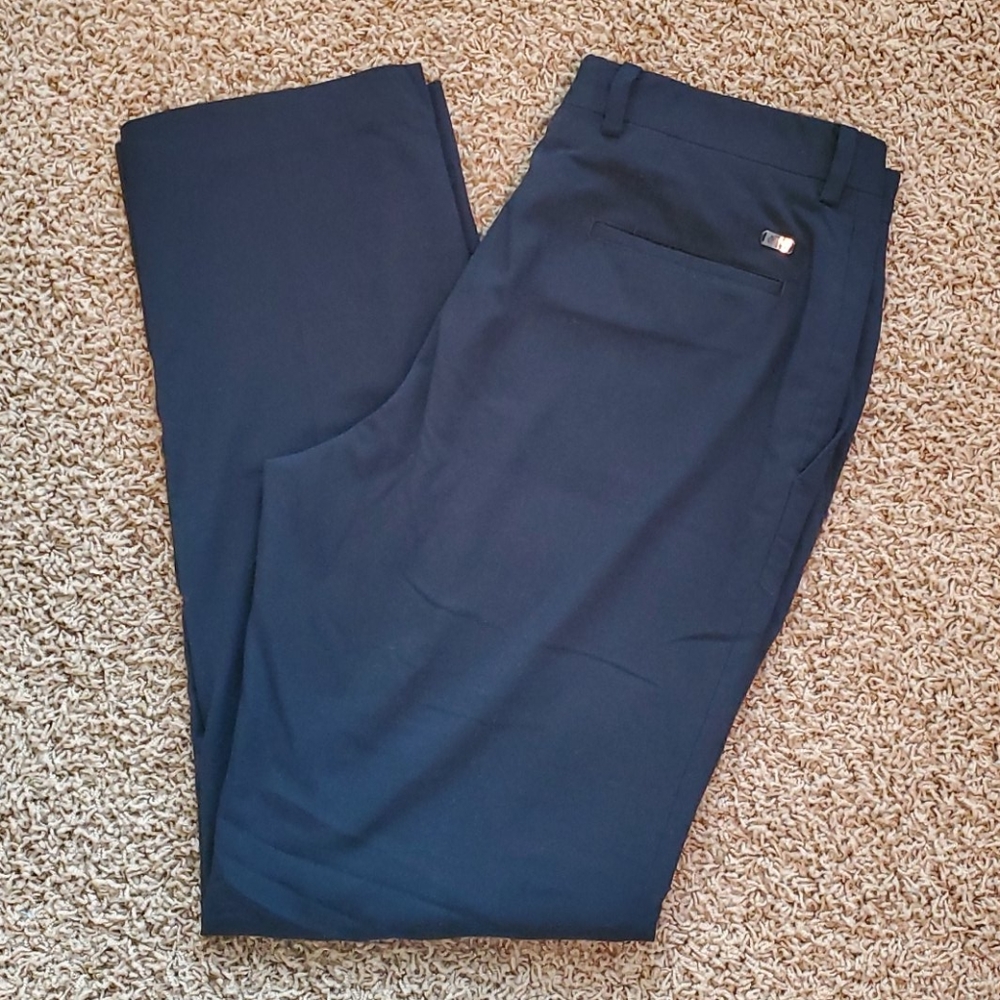 Mens Nike Tiger Woods golf pants. Size 36x34.